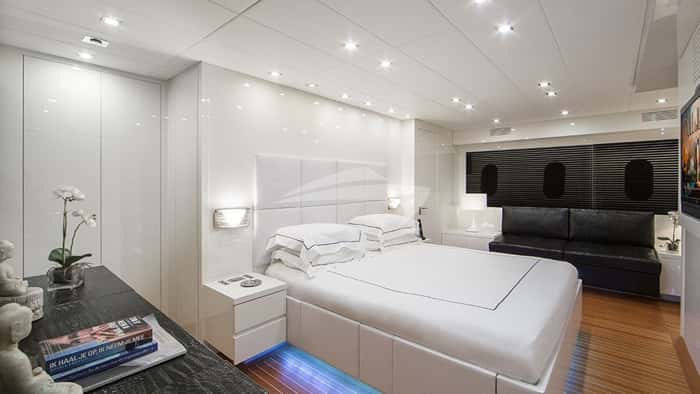 VENTURE 31m motor yacht charter, photo 5