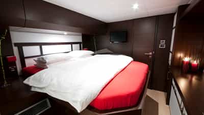 VIP Cabin
