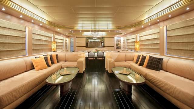 GLAROS yacht charter photo 4