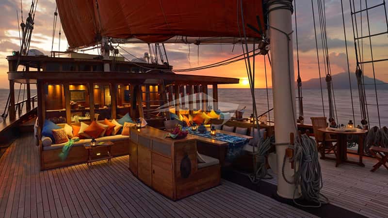 SI DATU BUA 40m sailing yacht charter, photo 10