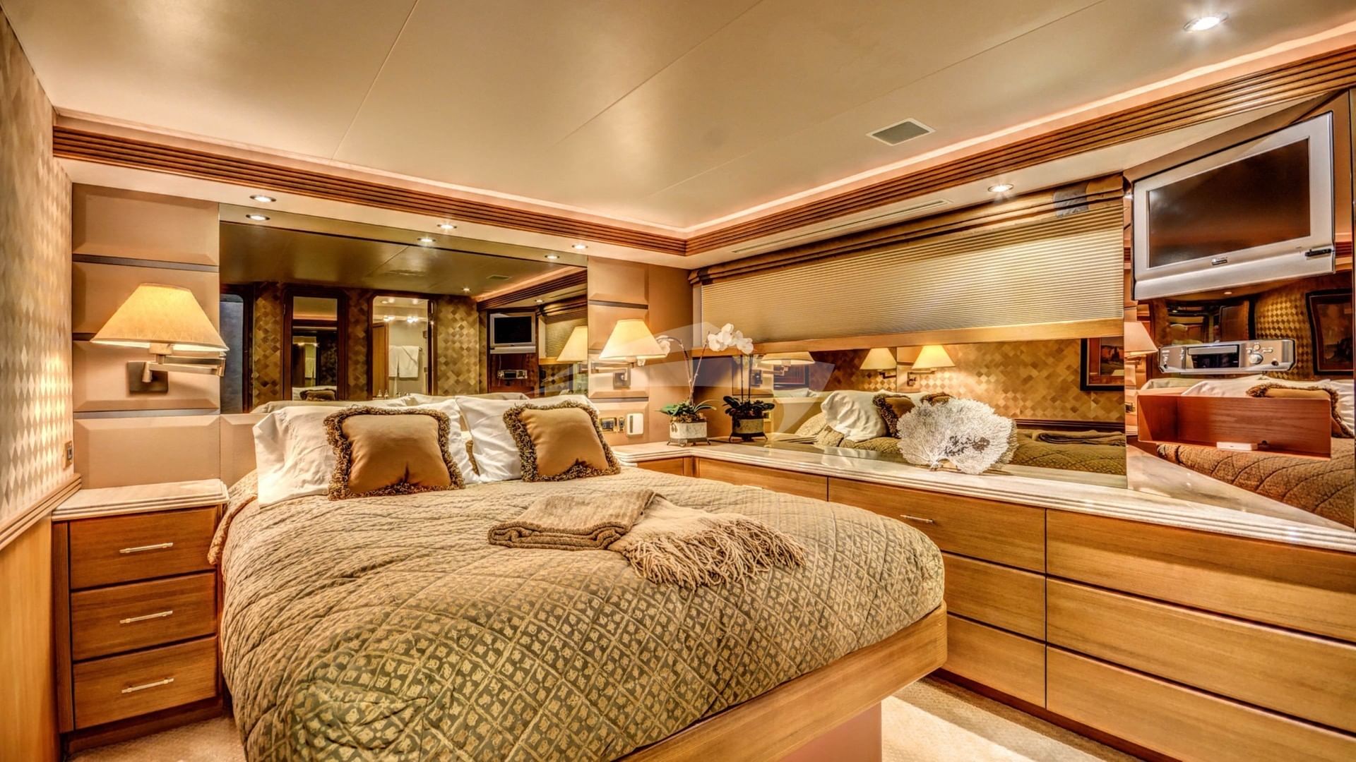 Queen Guest Stateroom