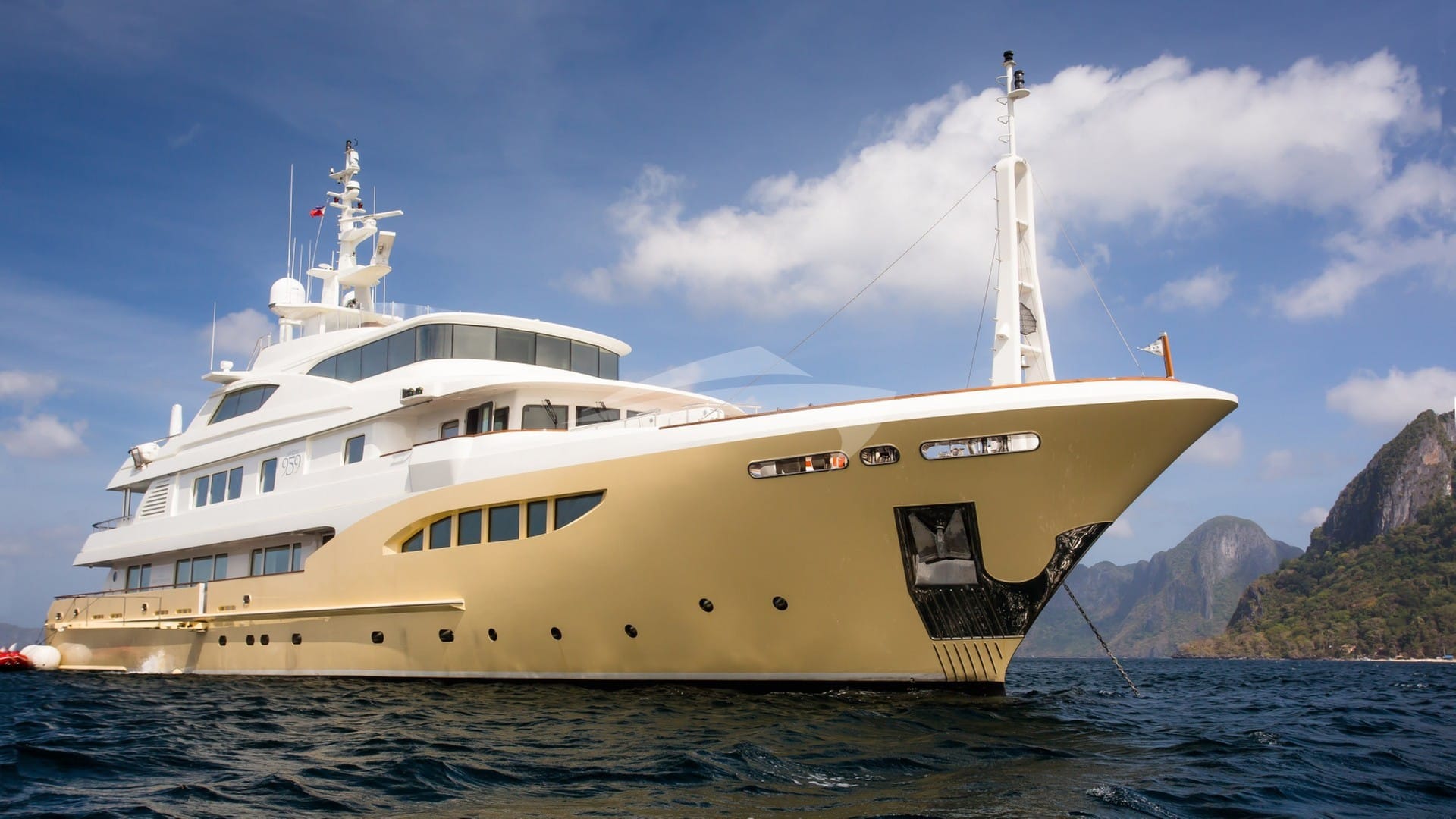 JADE 959 Private Yacht - 2014 Jade Yachts Motor Yacht