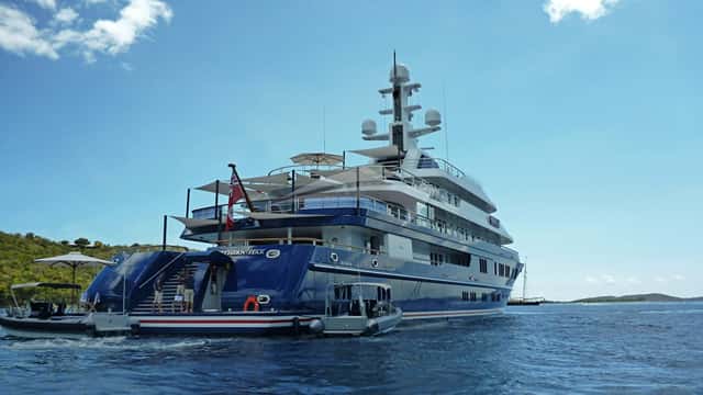 BELLA VITA yacht charter photo 2