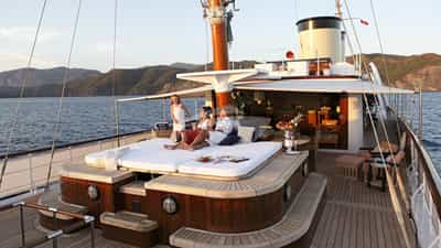 Top Deck