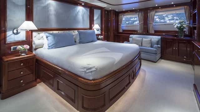ACCAMA yacht charter photo 4