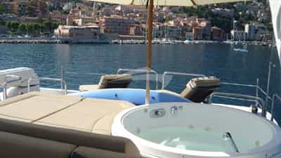 Jacuzzi