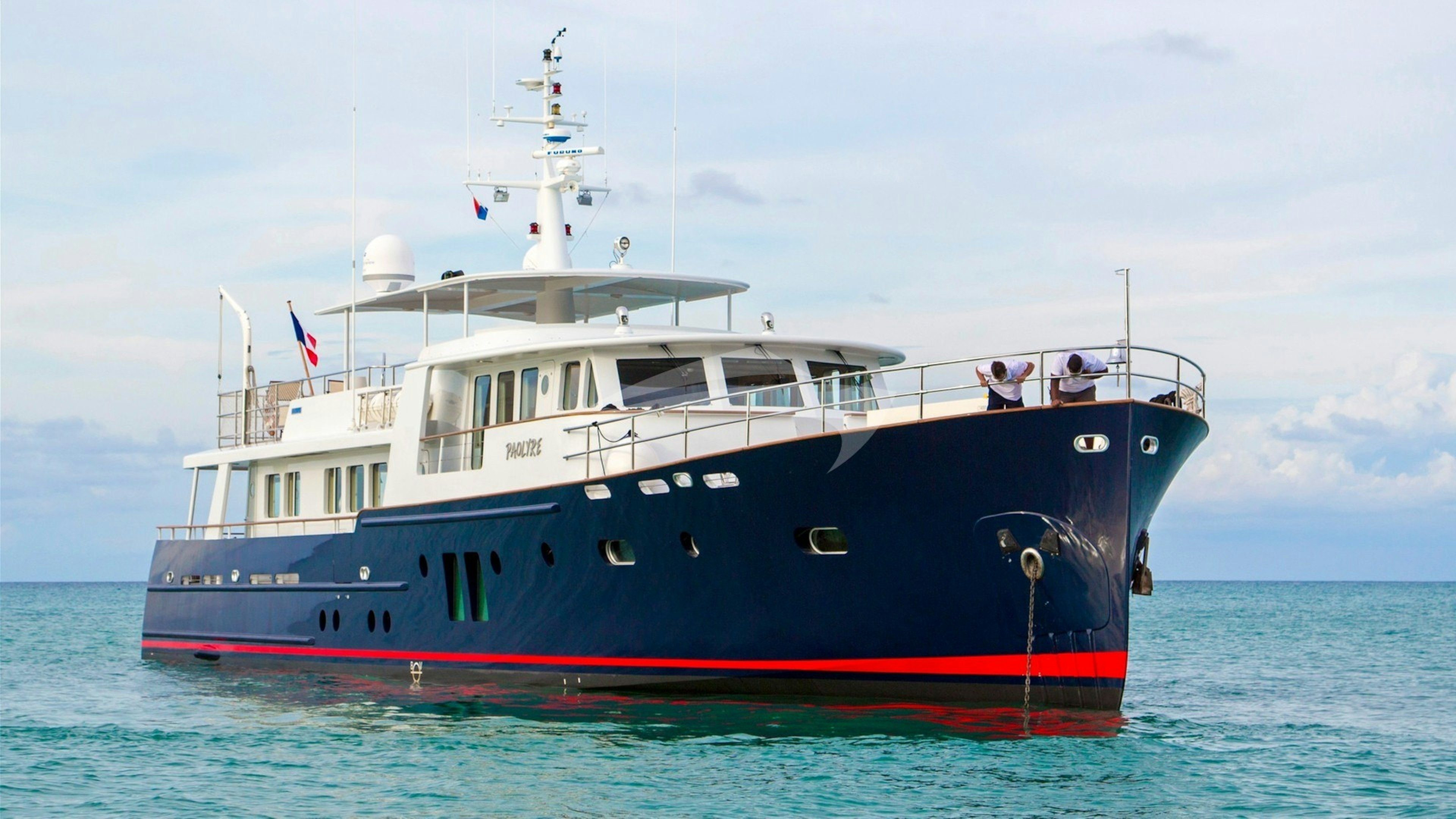 motor yacht paolyre