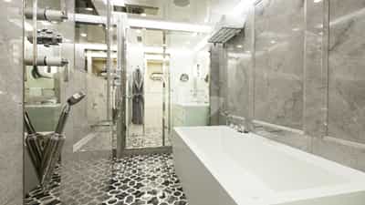 Master Bath, Shower