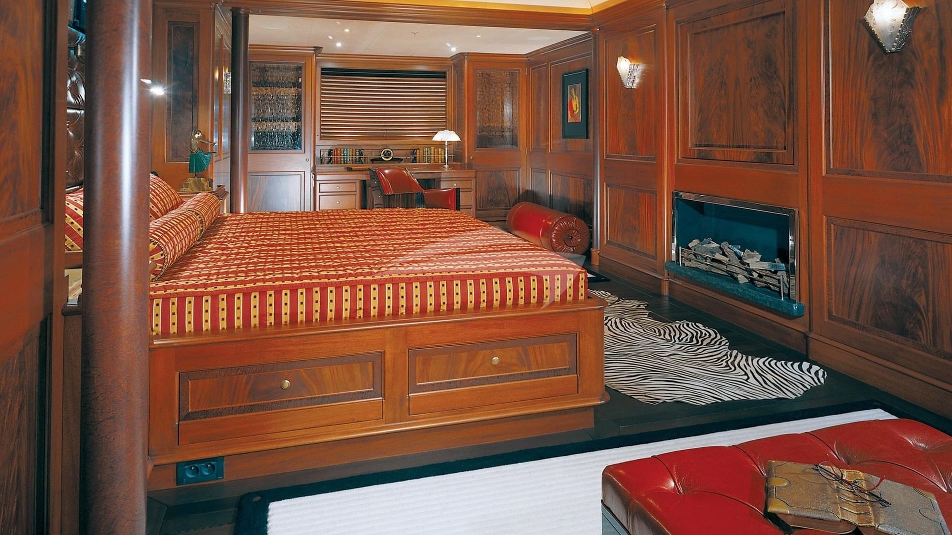 TIARA プライベートヨット - 2004 Alloy Yachts セーリングヨット