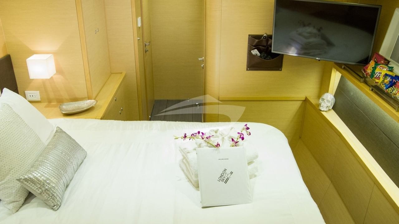 Queen guest cabin #3