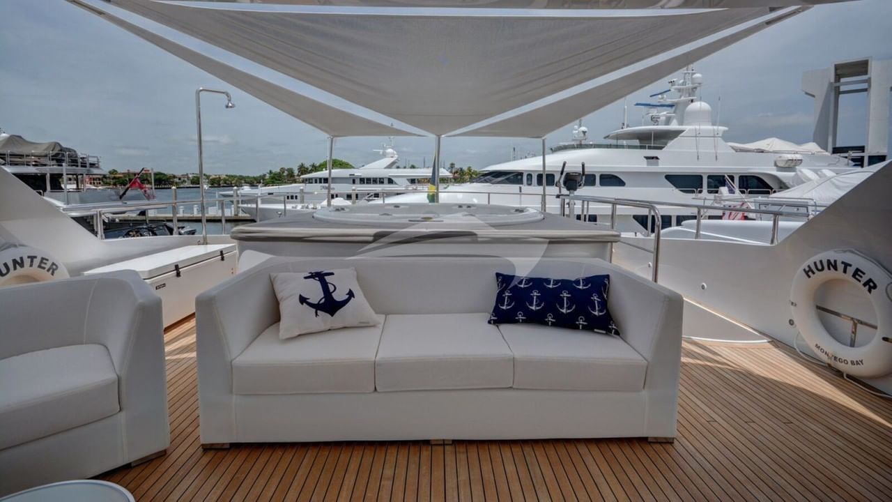 Flybridge Seating