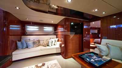 Convertible cabin / salon