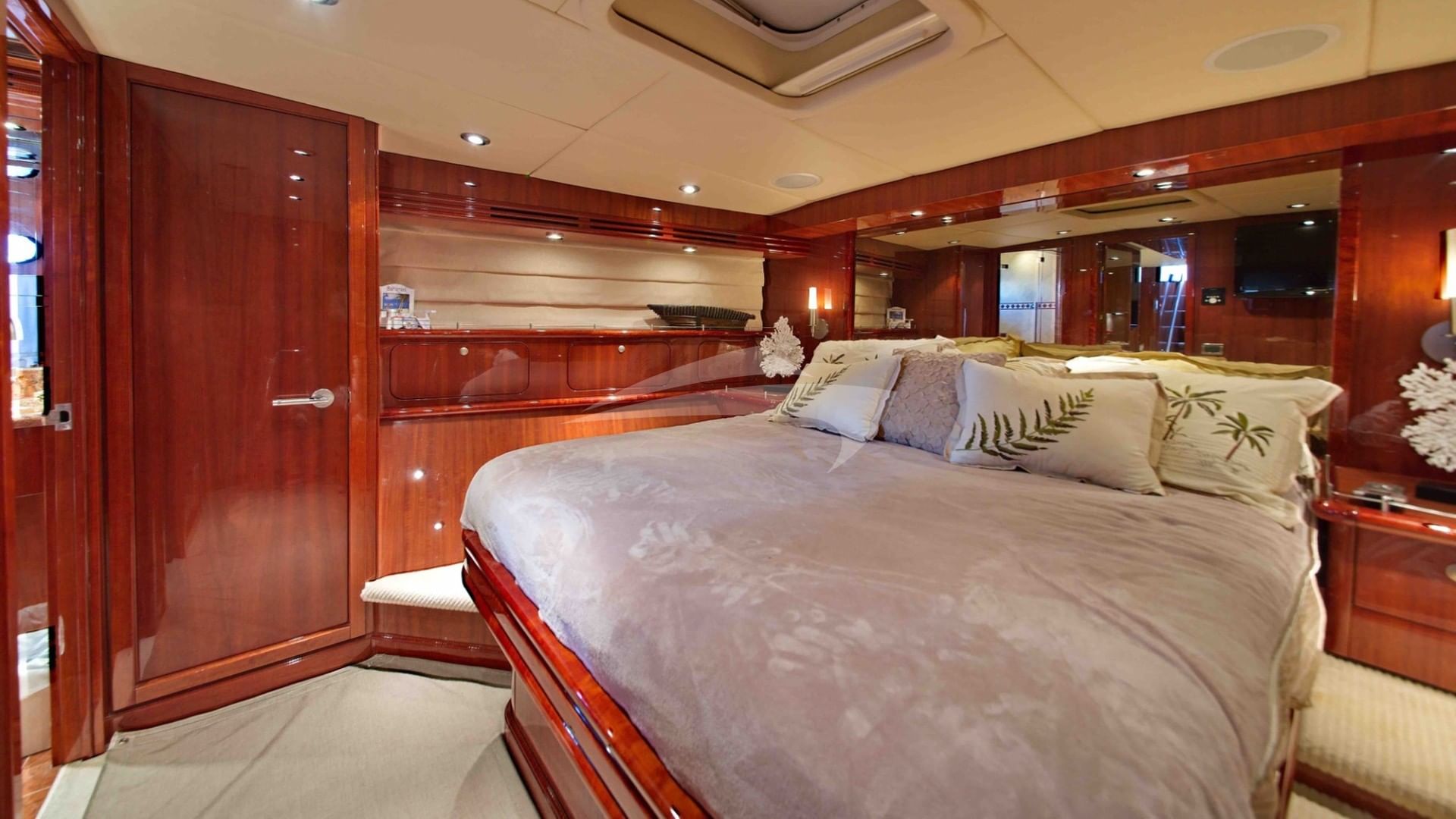VIP Cabin