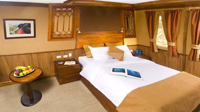 GRACE yacht charter photo 4