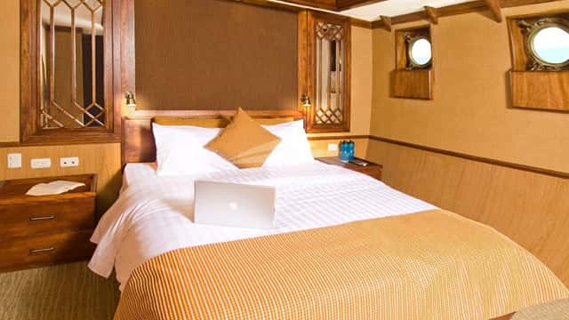 GRACE yacht charter photo 5