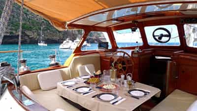 Cockpit Dining