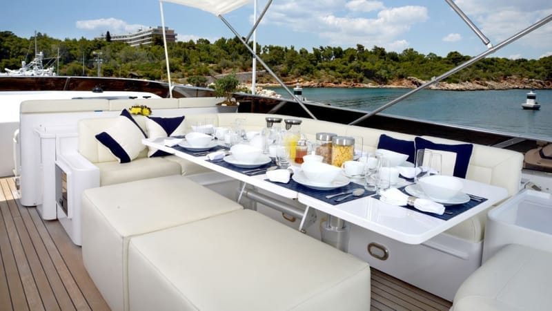 Deck Dining