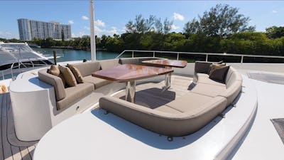 Foredeck Seating