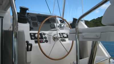 Enclosed Helm Station