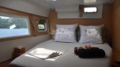 Aft guest cabin