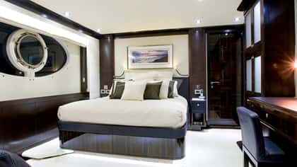 GRENADINES III 38m motor yacht charter, photo 6