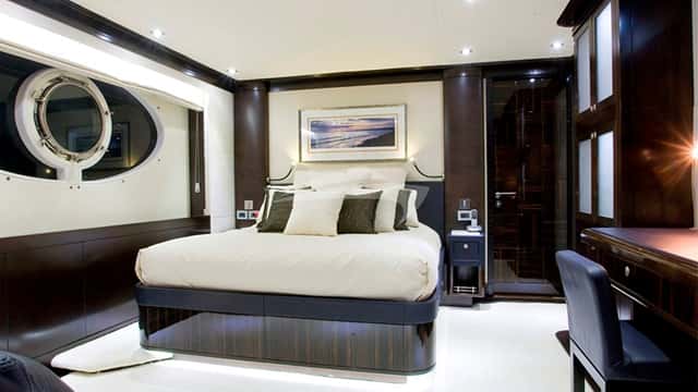 GRENADINES III yacht charter photo 5
