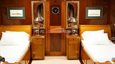 Twin Cabin