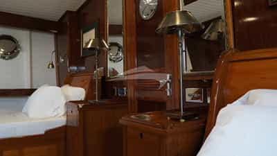 Twin Cabin