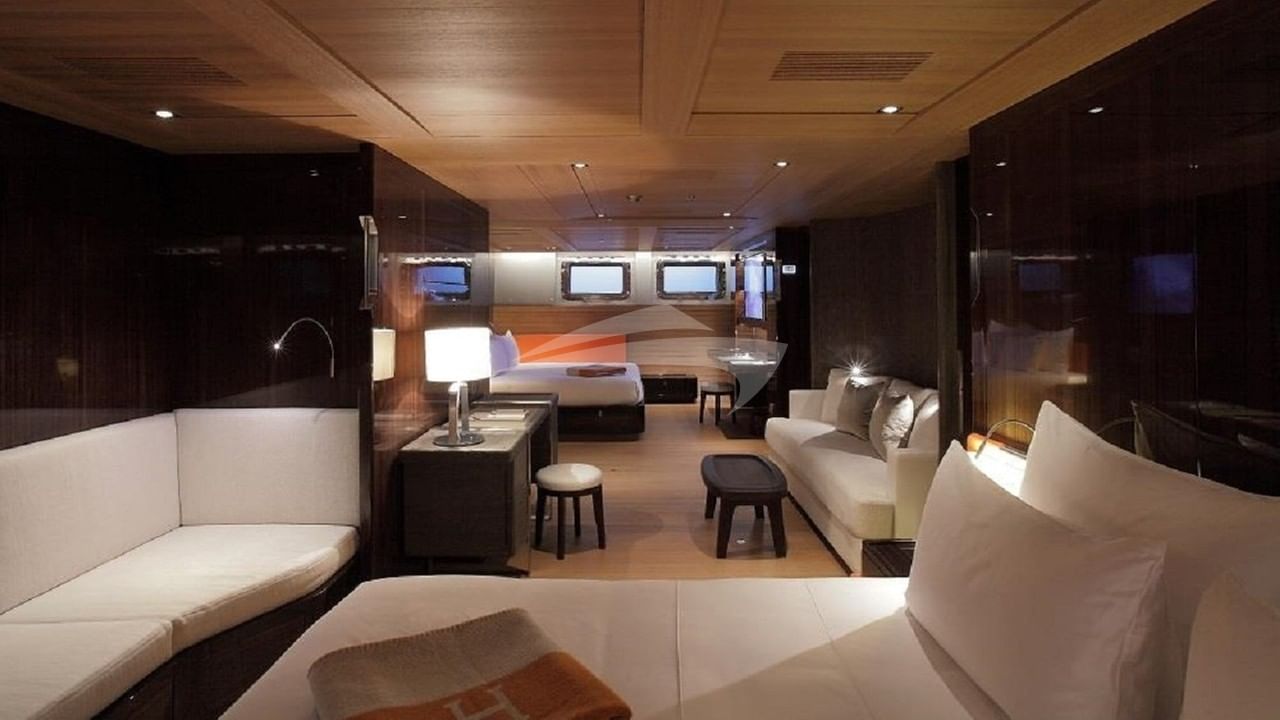 Seahawk Master Stateroom (2 Beds)