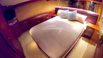 Guest queen suite