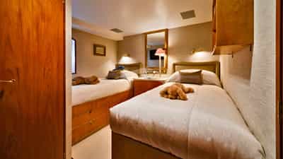 Twin Cabin