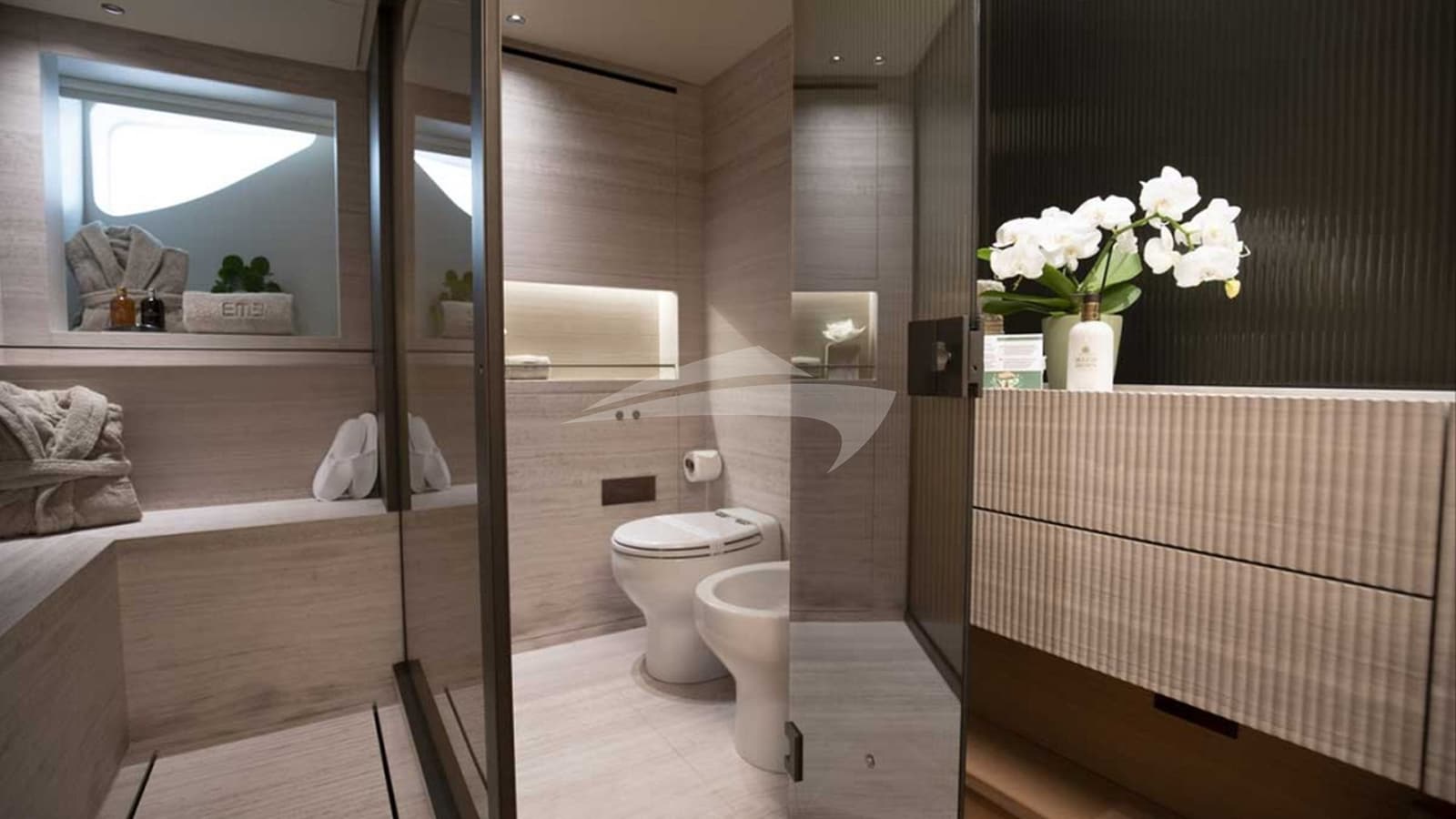 EM3, photo from the yacht portfolio 20
