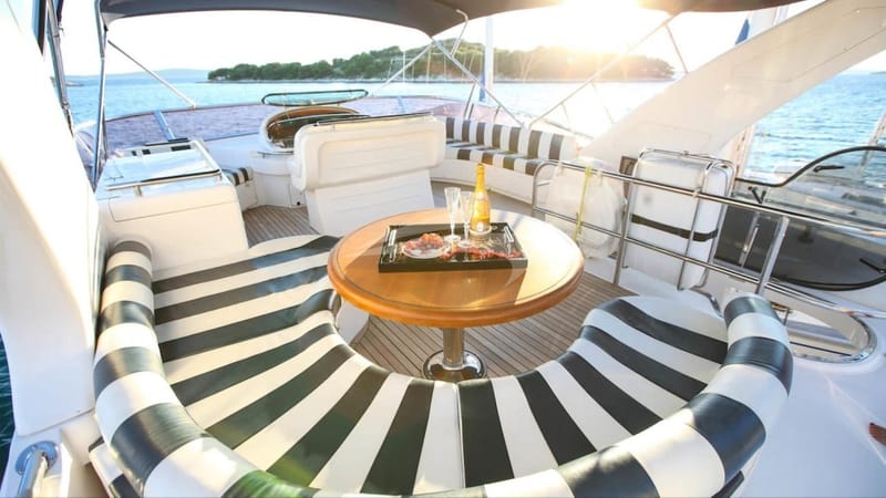 Top Deck