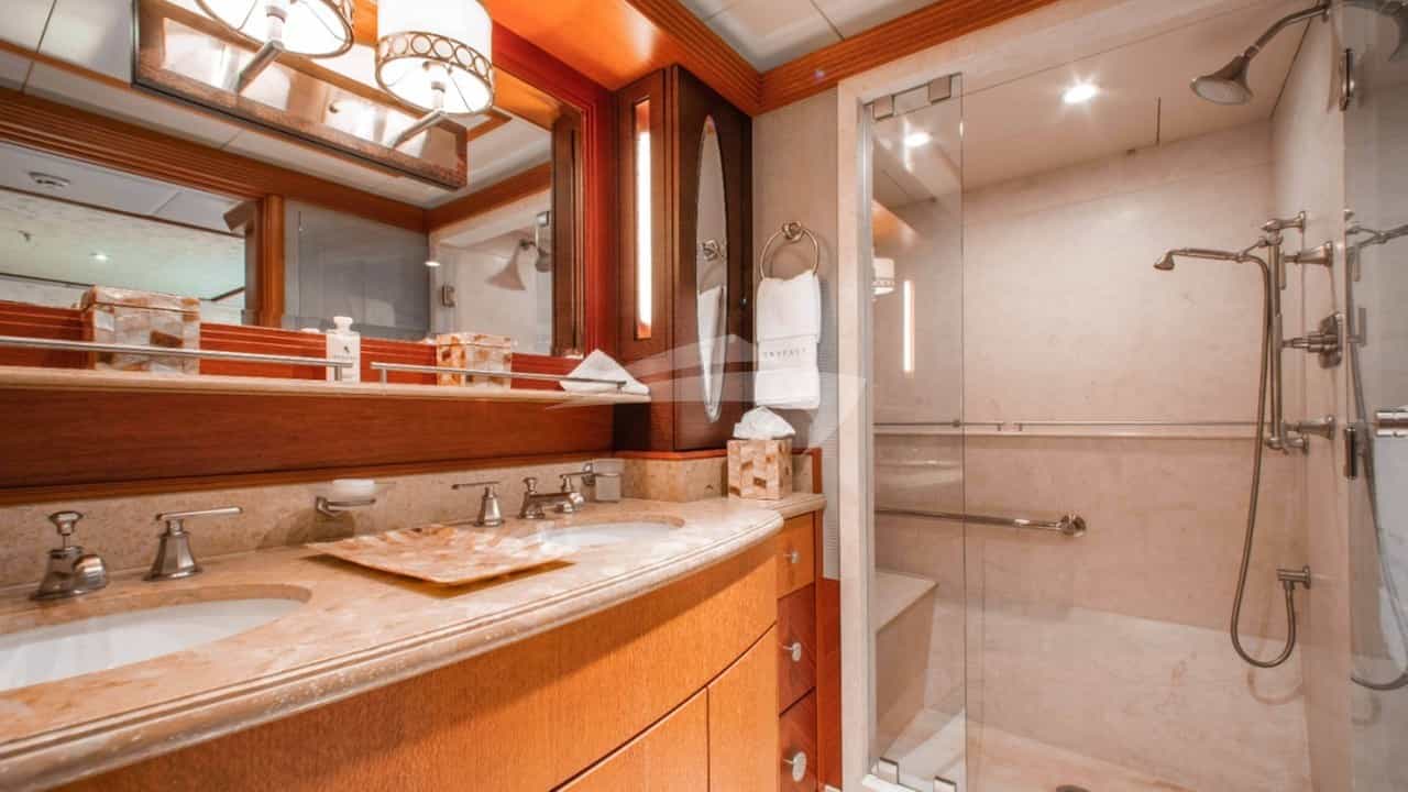 Lower Deck | Guest Stateroom Ensuite