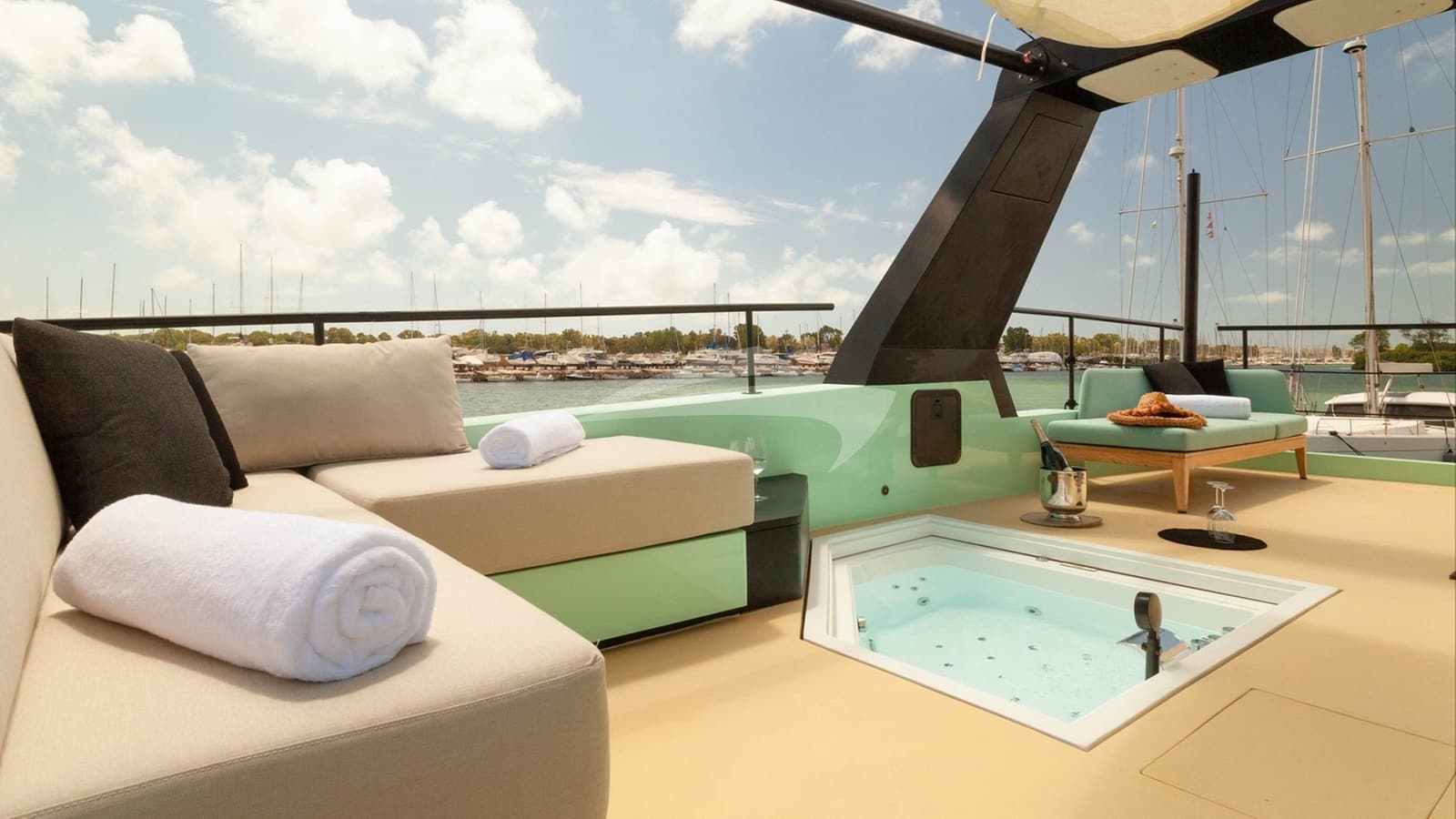ONE SHOT ONE, Aufnahme aus dem Yachtportfolio 19