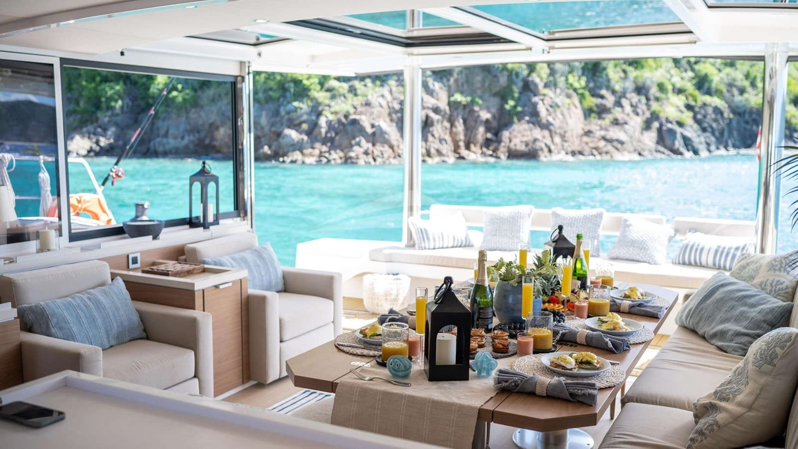 LA VIE EST BELLE, photo from the yacht portfolio 9