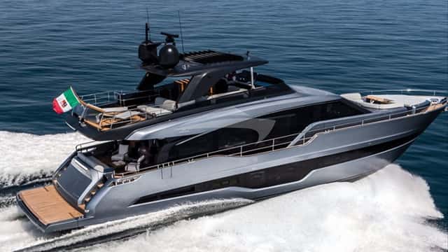 VICTORIA yacht charter photo 4