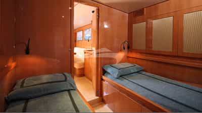 Twin Cabin