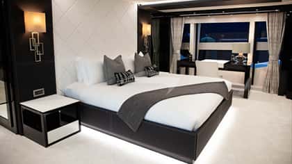 SONISHI 40m motor yacht charter, photo 11