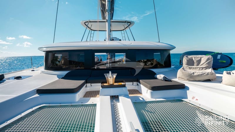 Foredeck area