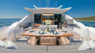 Deck Dining