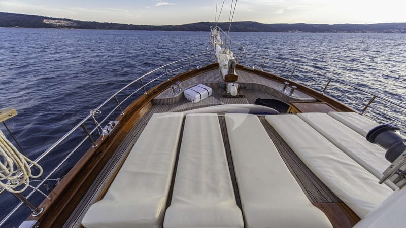 Sun deck