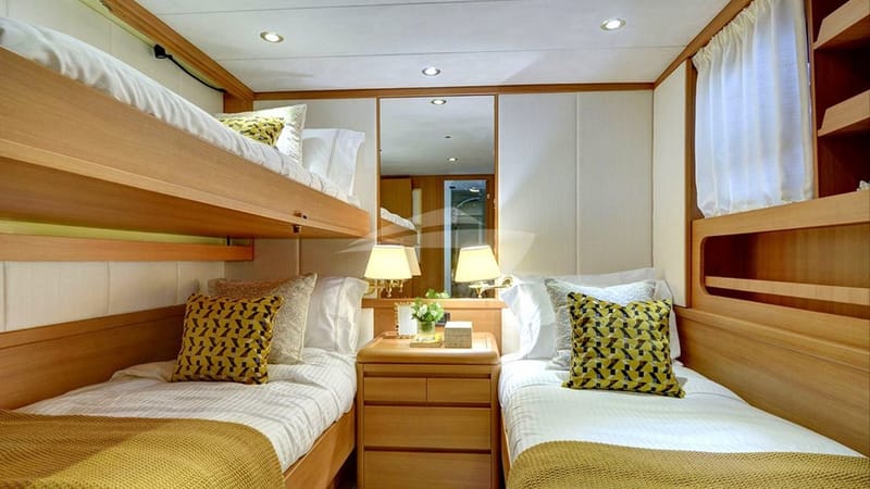 Twin Cabin with Pullman