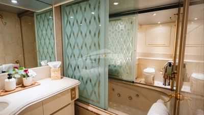 Primary Stateroom Ensuite