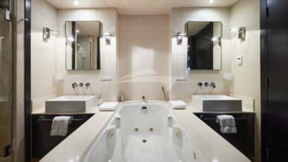 SENSEI 39m motor yacht charter, photo 6