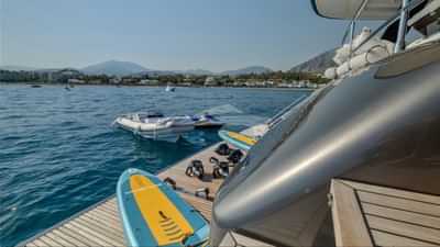 bgyb_charter_sunreef_80_power_tesni_selection_18