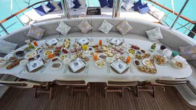 Deck Dining