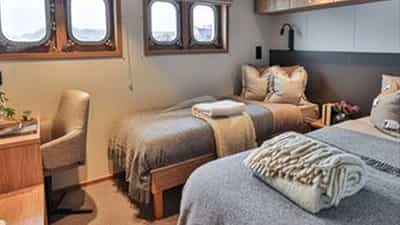 Twin Cabin