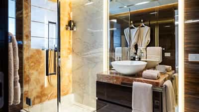 Twin Bathroom