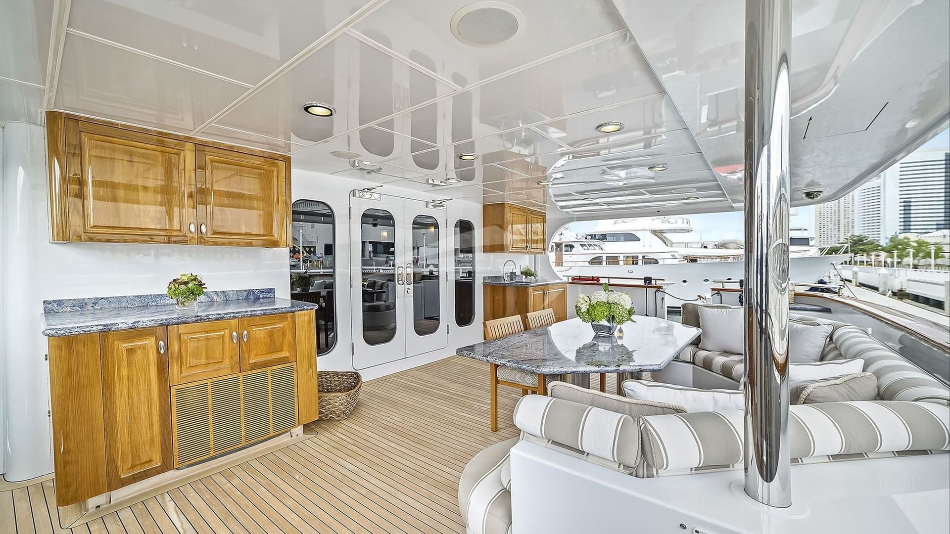 ARTEMIS Aft Deck